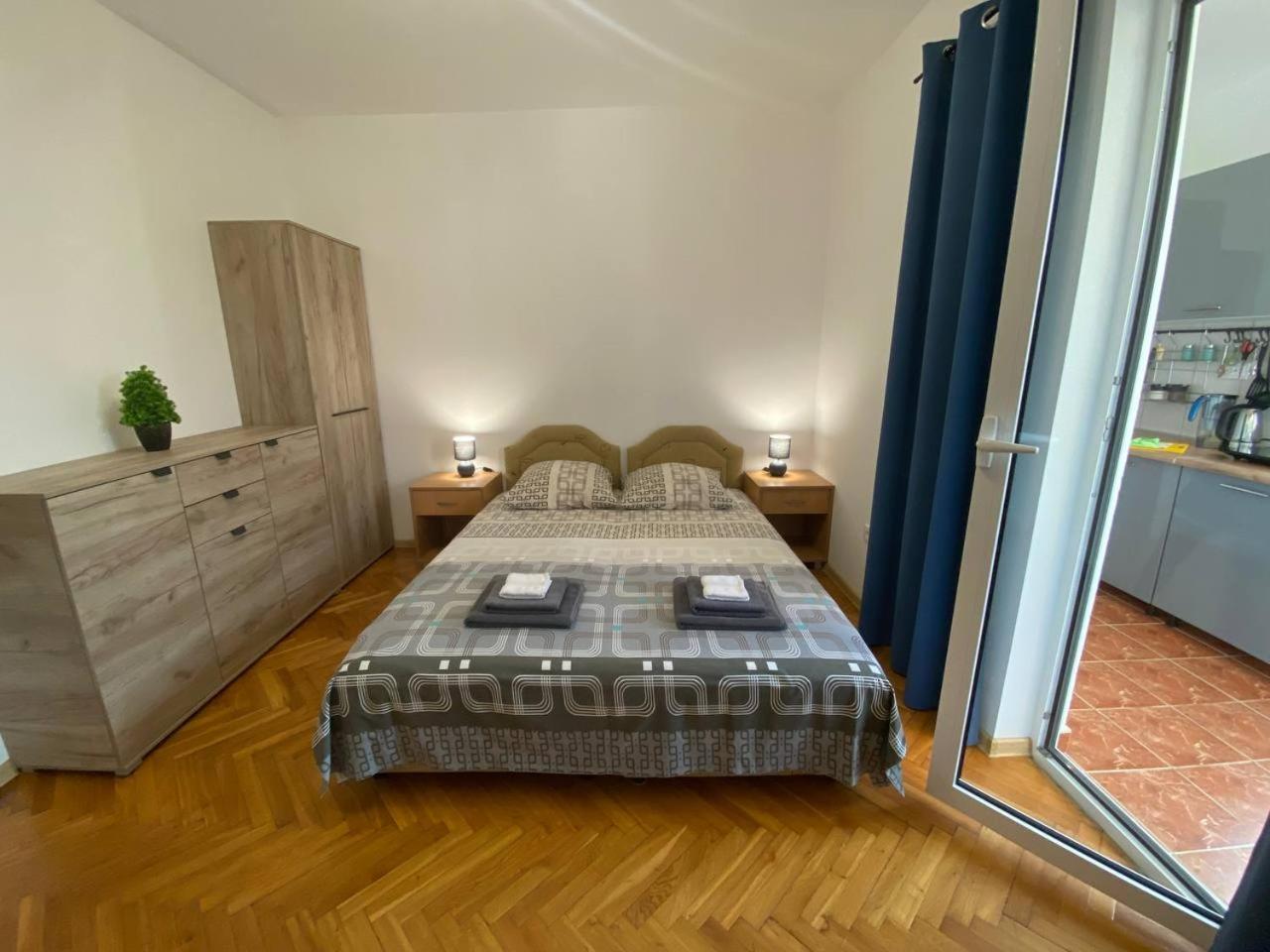 Alina'S Apartment Bečići Buitenkant foto